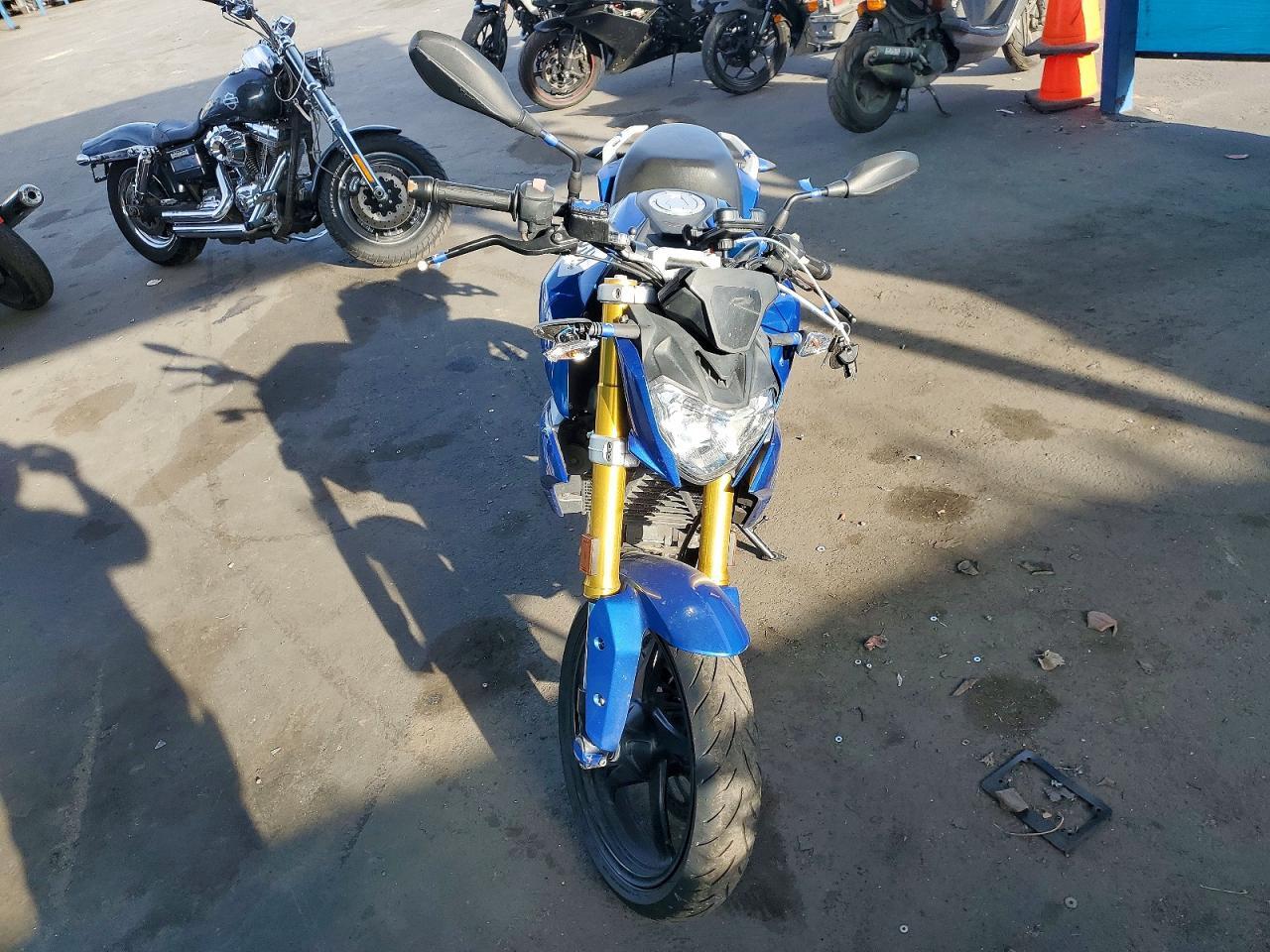 2018 BMW G310 R