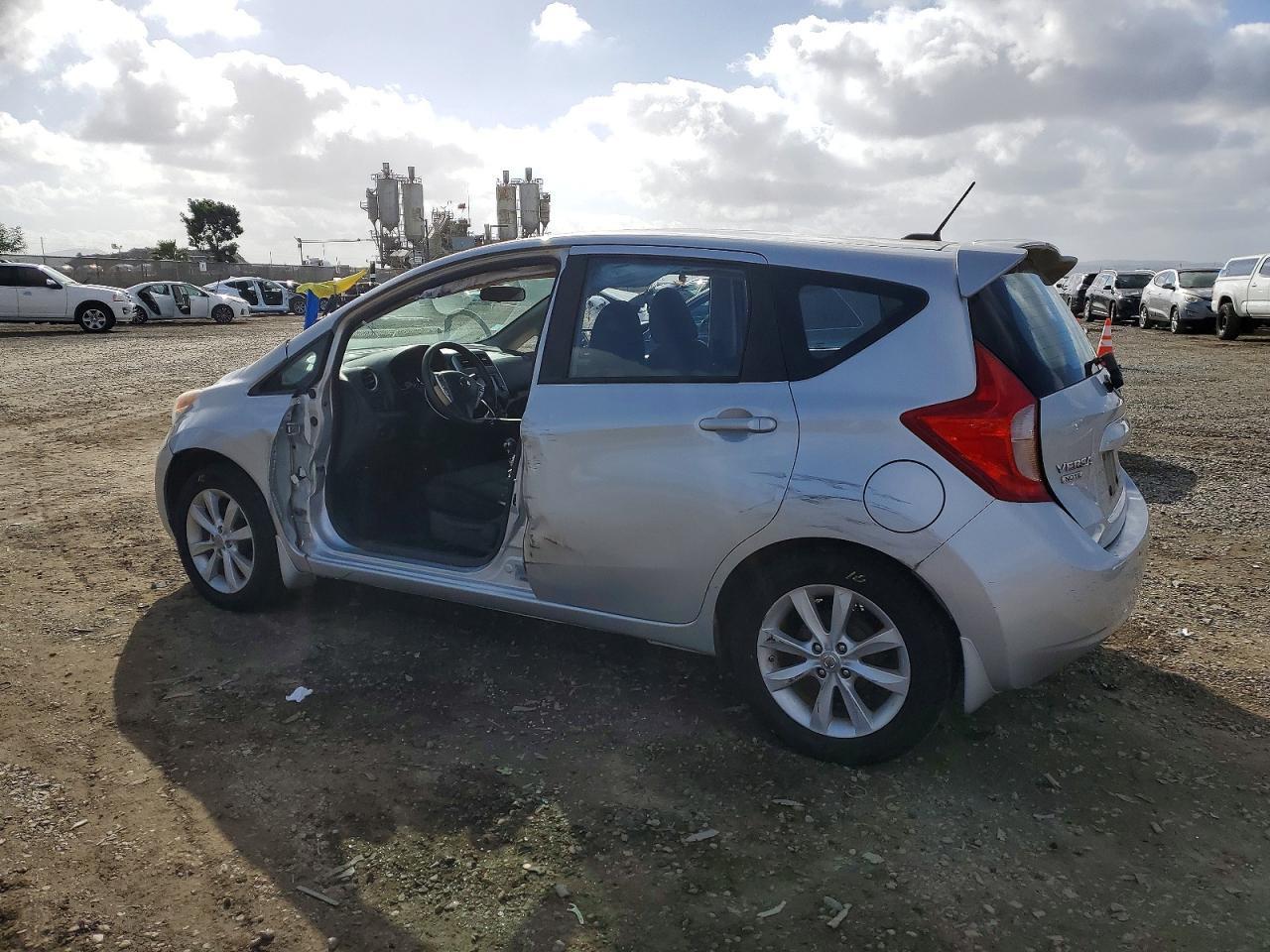 2014 Nissan Versa Note sv