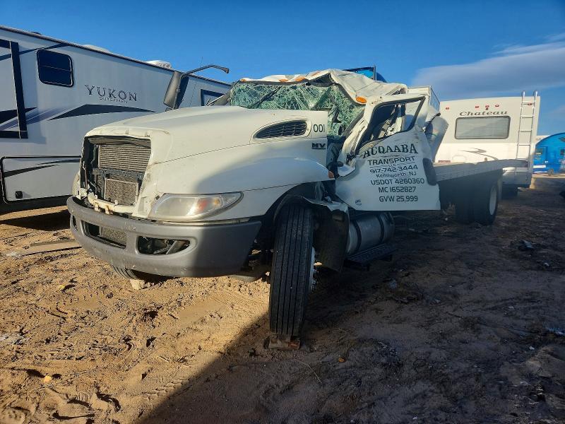 2020 International Mv607 box Truck