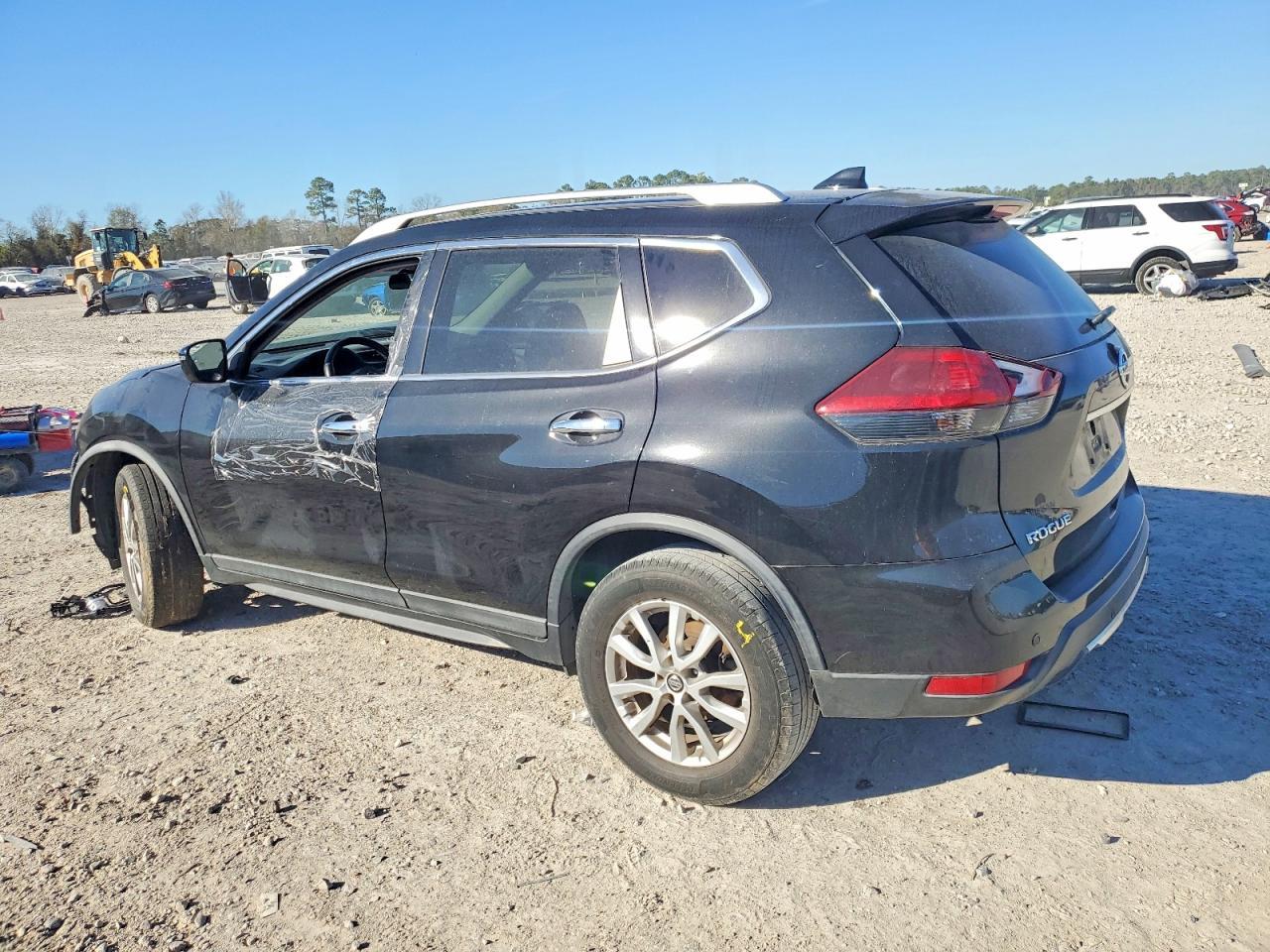 2020 Nissan Rogue s