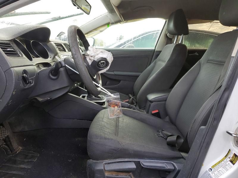 2015 Volkswagen Jetta Base