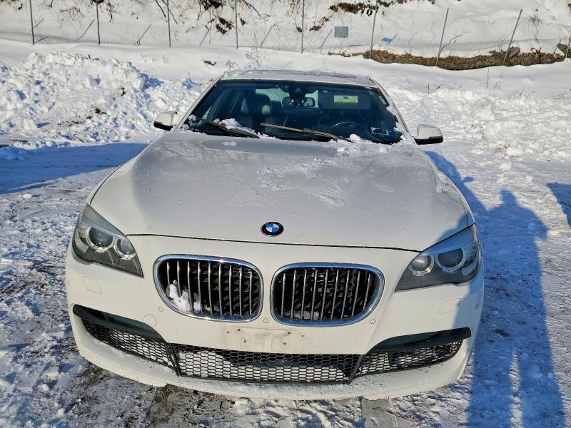 2014 BMW 750 xi