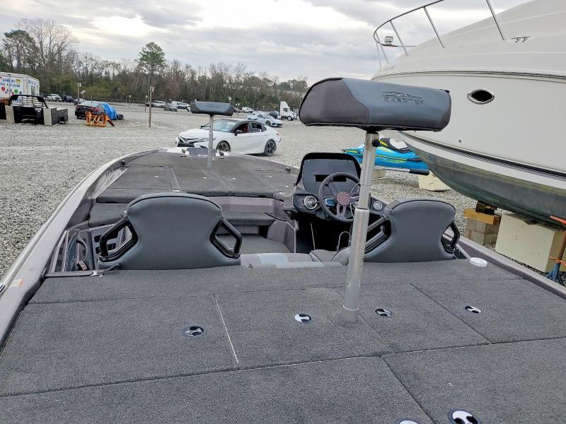 2021 Skeeter ZXR21  Boat Boat