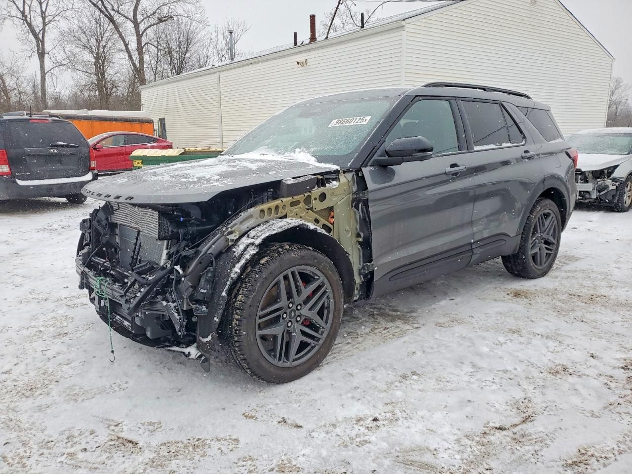 2025 Ford Explorer St-line