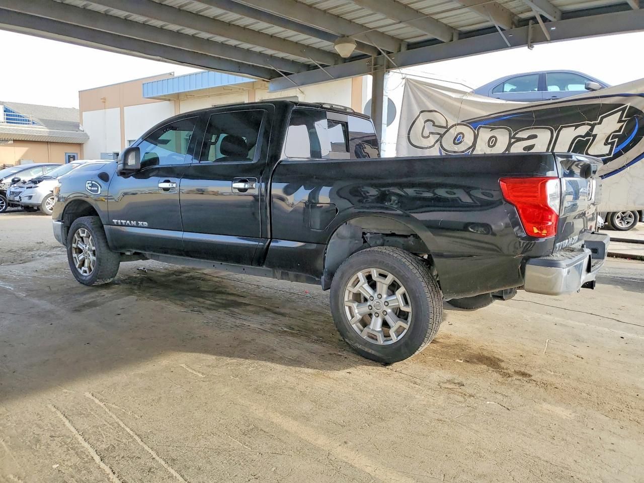2016 Nissan Titan XD SL
