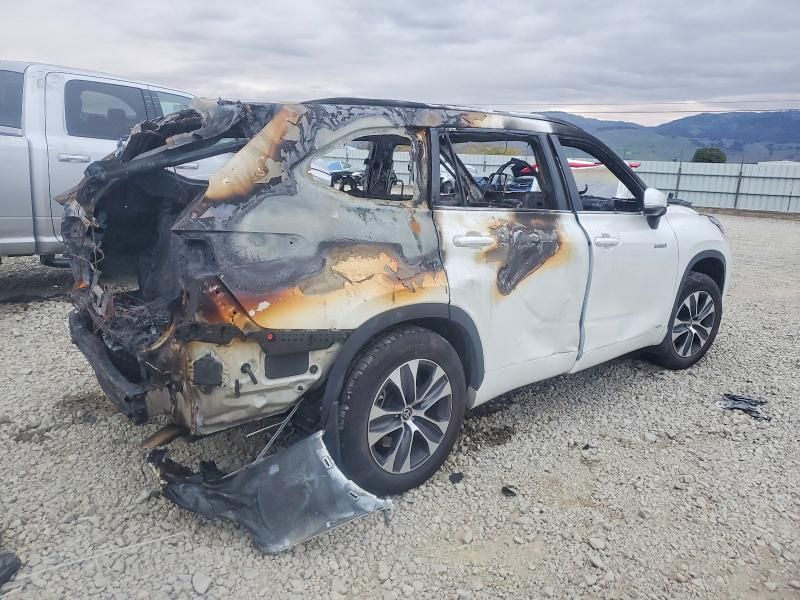 2020 Toyota Highlander Hybrid xle