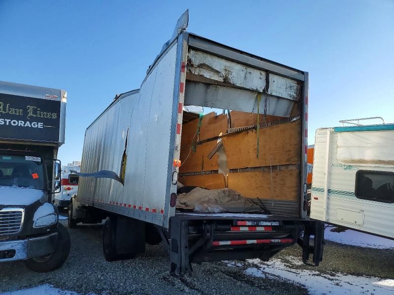 2020 Freightliner M2 106 Med-box Truck