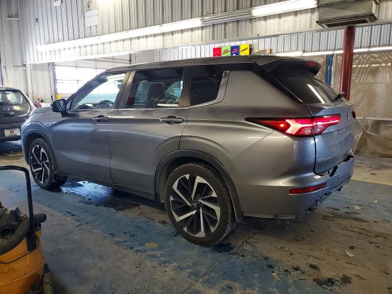 2022 Mitsubishi Outlander se