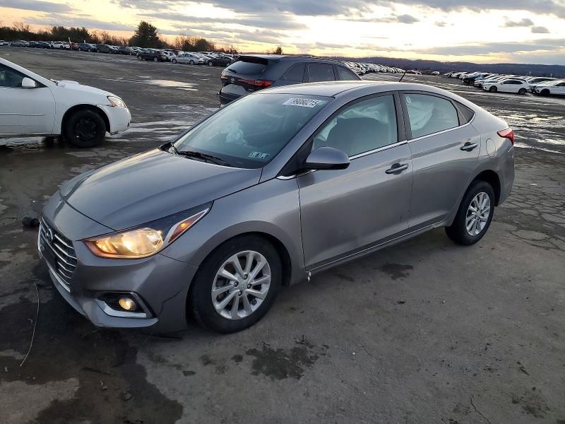 2022 Hyundai Accent se