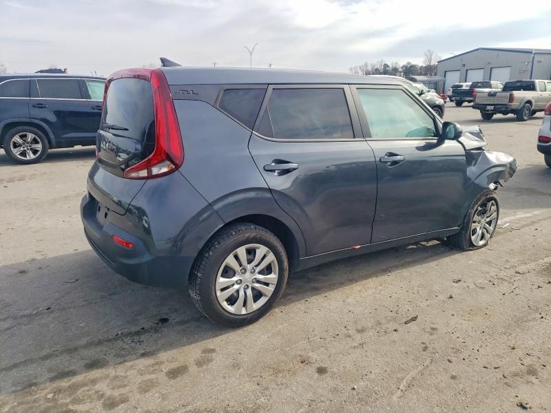 2022 KIA Soul lx