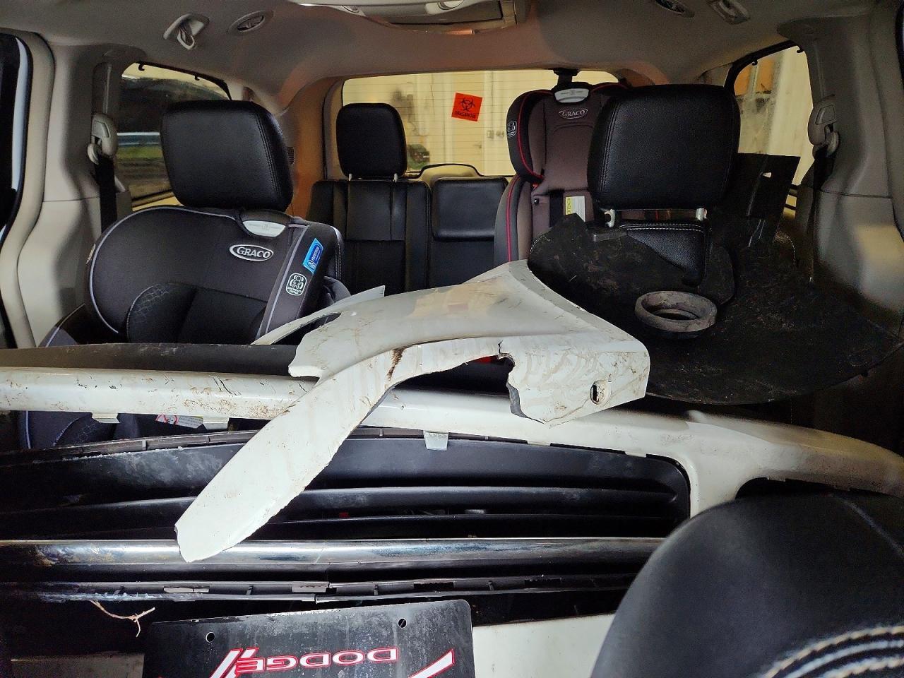 2015 Chrysler Town & Country Touring l