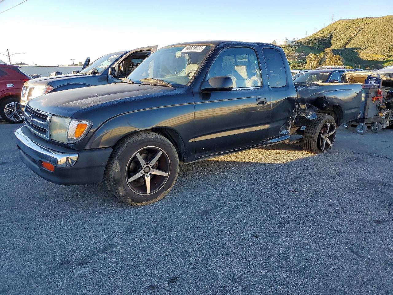 2000 Toyota Tacoma Xtracab