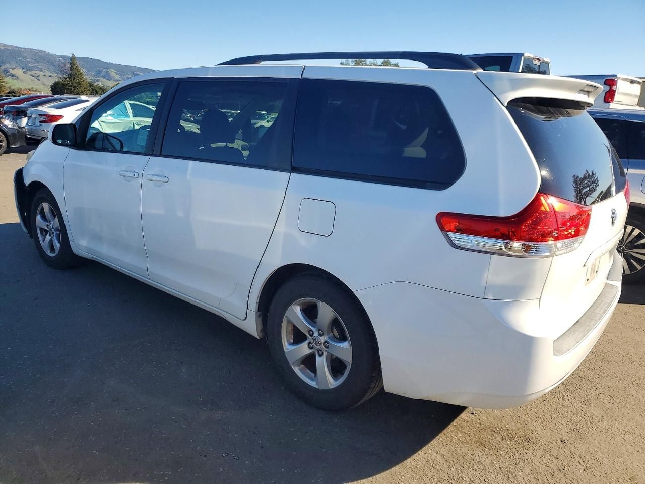2011 Toyota Sienna le