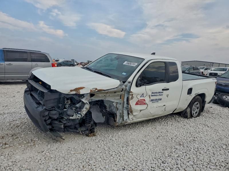 2025 Nissan Frontier s