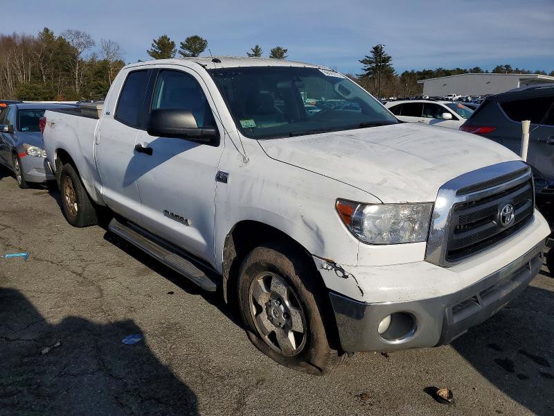 2010 Toyota Tundra Double cab SR5