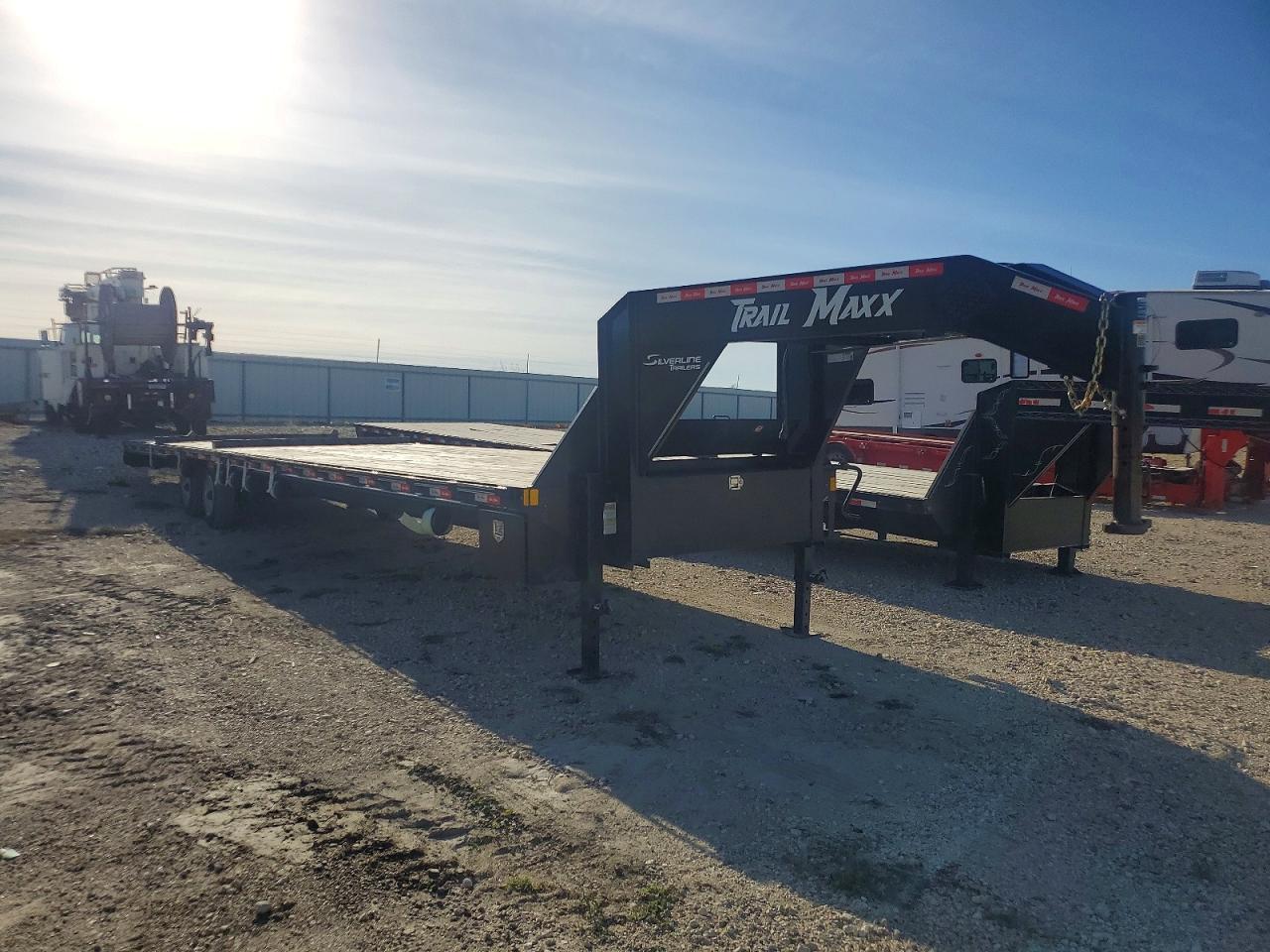 2024 Trail King 2024 Trail Maxx SD210S-40 Flatbed Trailer