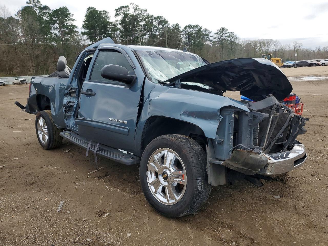 2011 Chevrolet Silverado C1500 LS