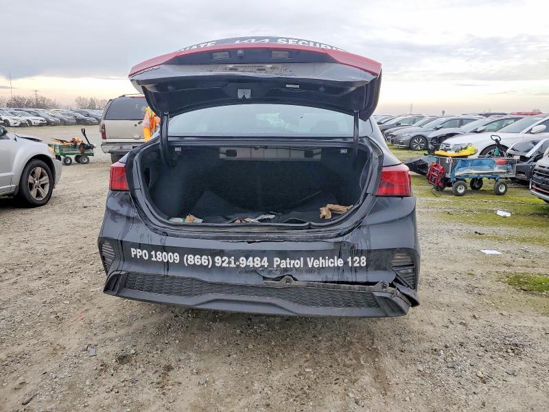 2024 KIA Forte lx