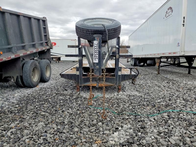 2015 Gooseneck Hitch Trailer