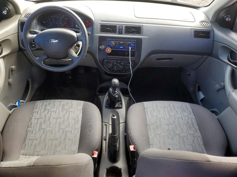 2005 Ford Focus ZX4