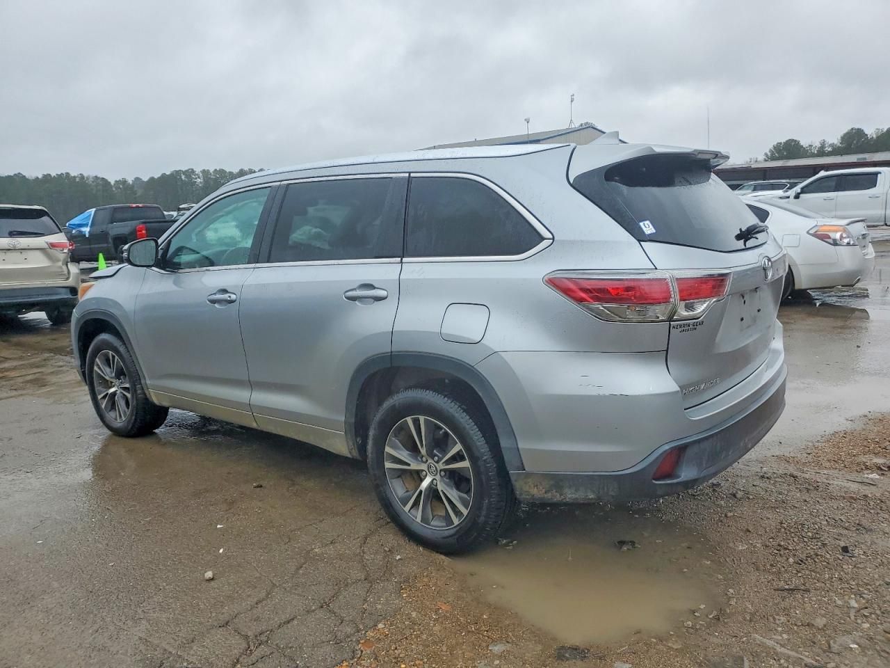 2016 Toyota Highlander xle