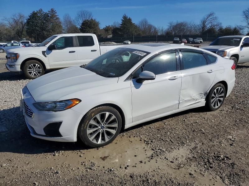 2020 Ford Fusion se