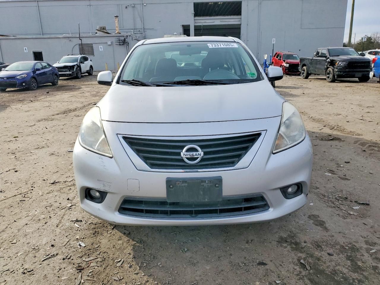 2012 Nissan Versa s