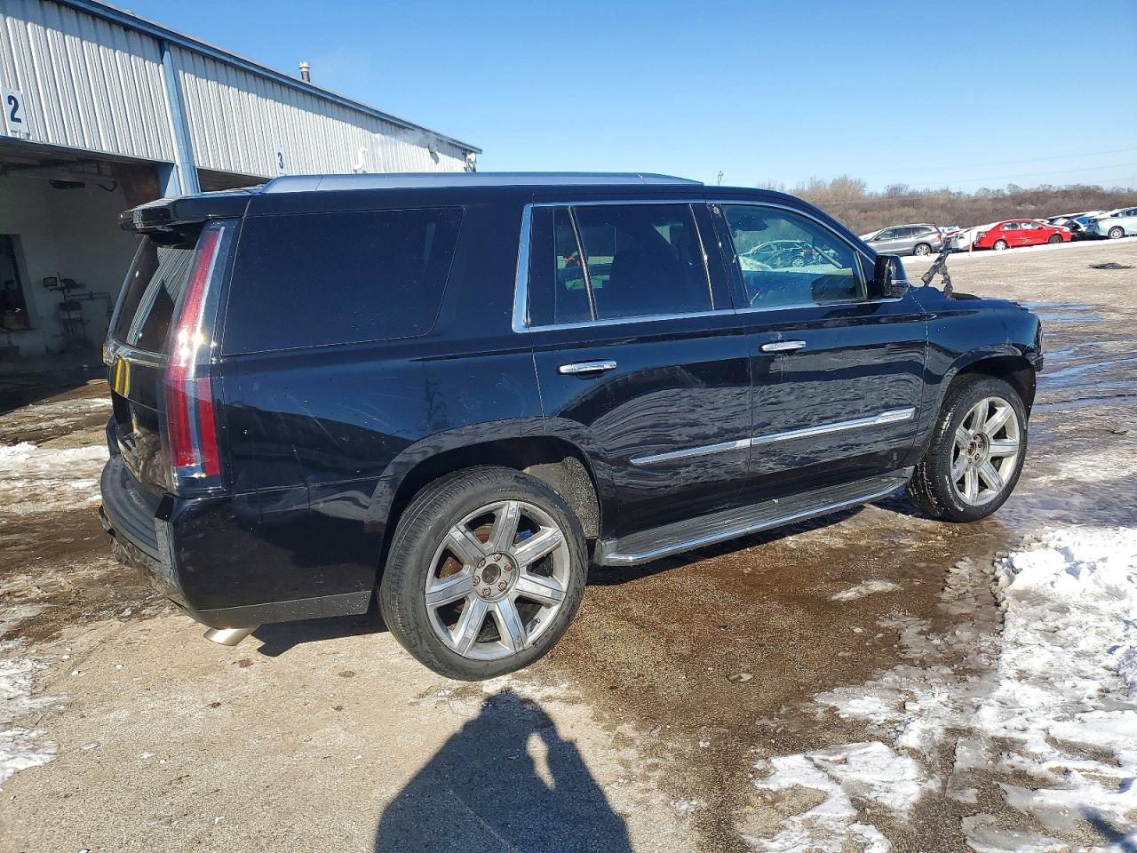 2016 Cadillac Escalade Luxury