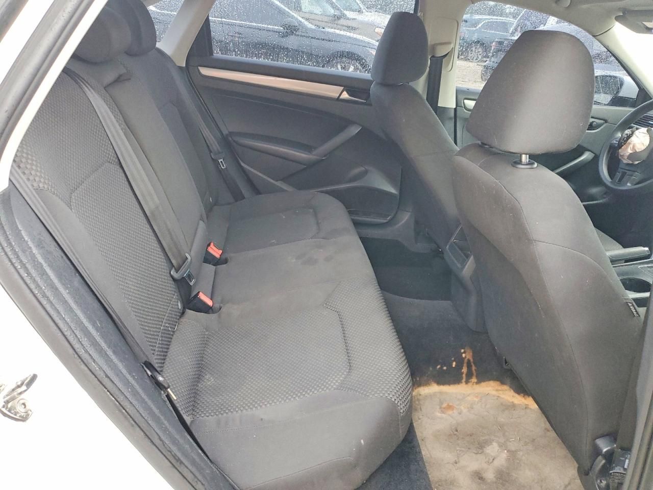 2013 Volkswagen Passat s