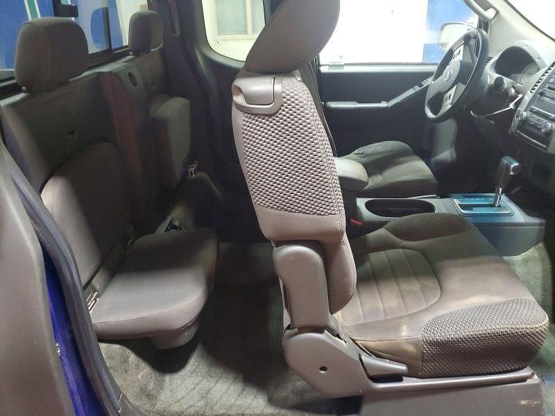 2012 Nissan Frontier sv