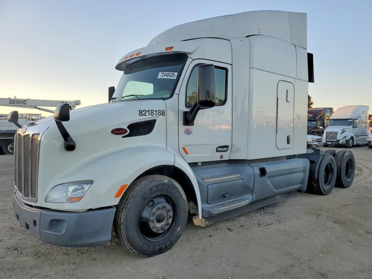 2018 Peterbilt 579 Semi Truck