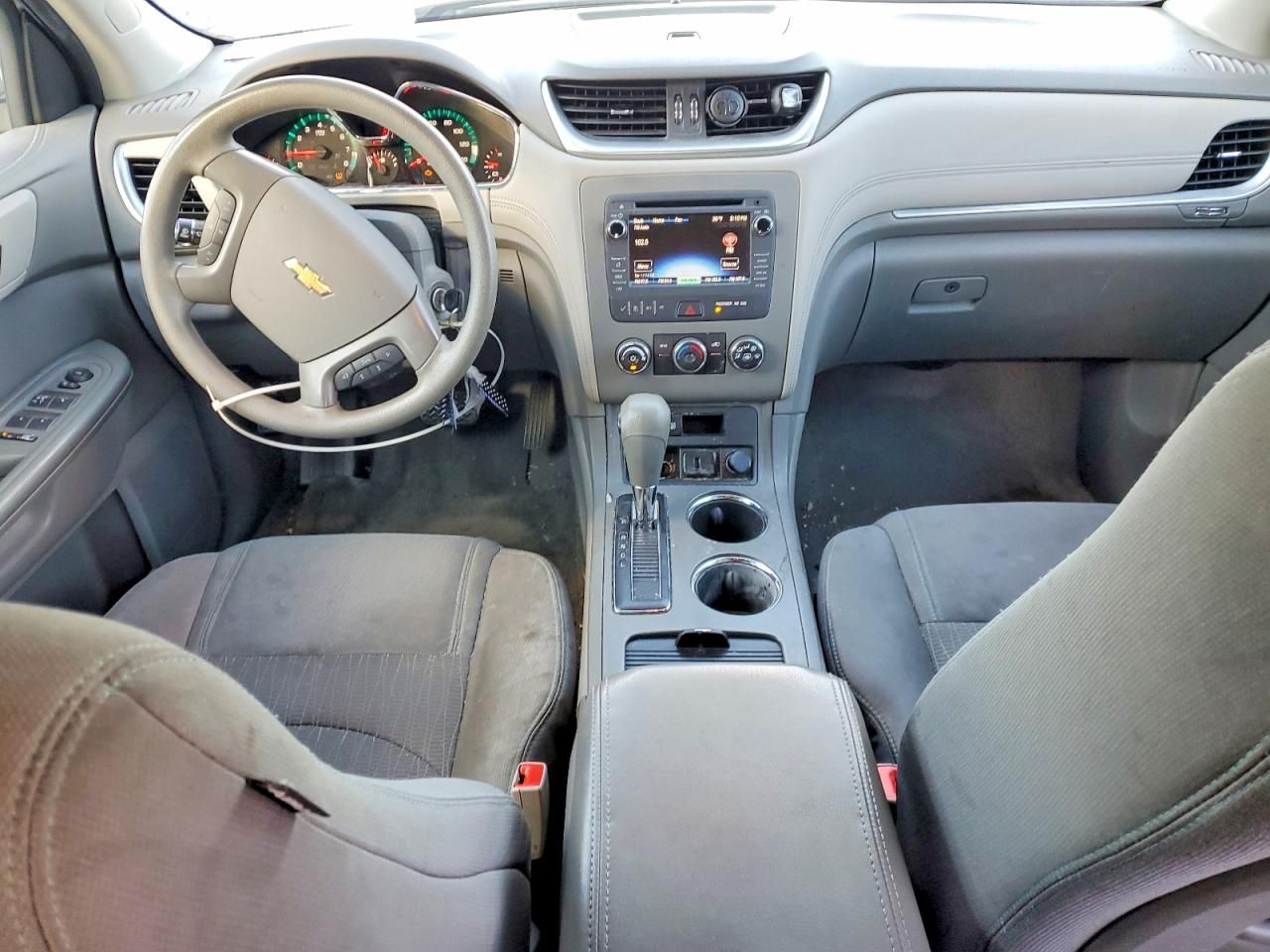 2017 Chevrolet Traverse ls