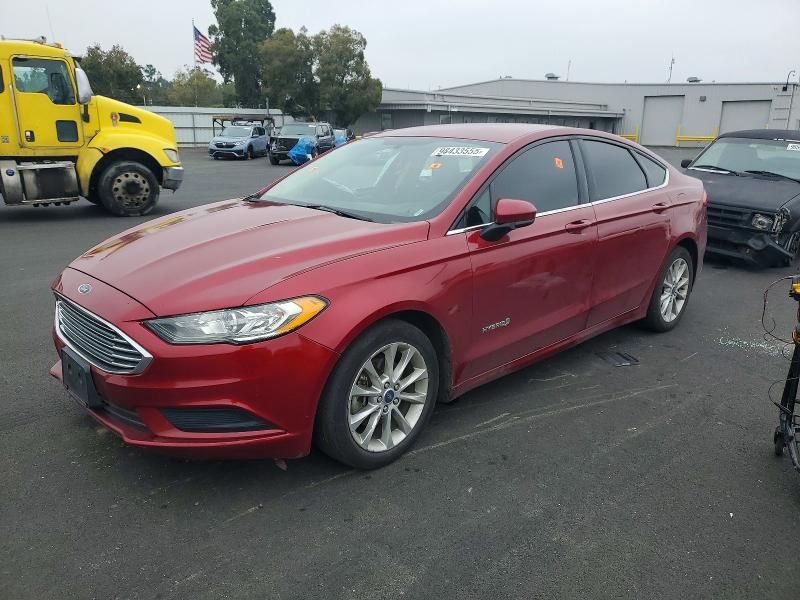 2017 Ford Fusion se Hybrid