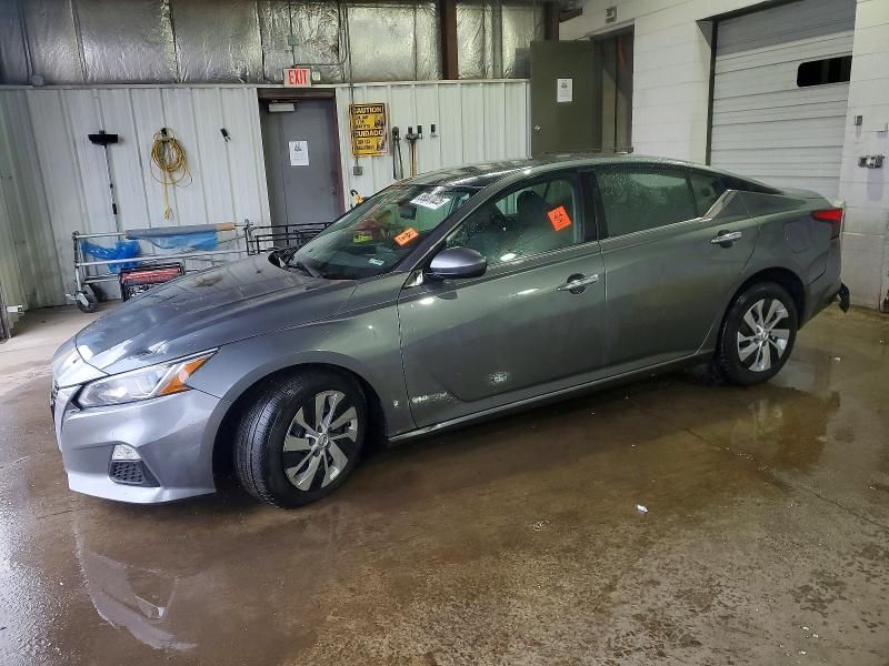 2020 Nissan Altima s