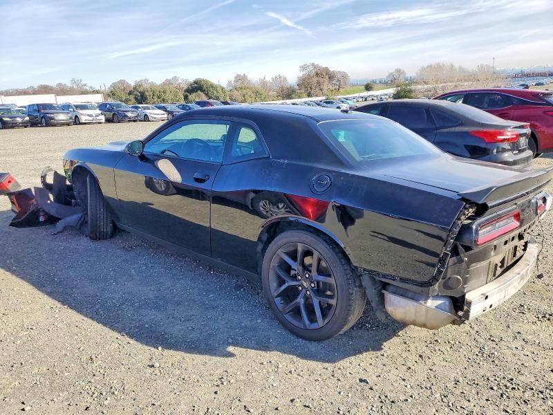2022 Dodge Challenger sxt
