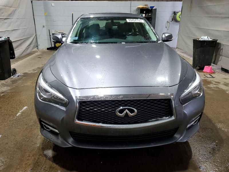 2015 Infiniti Q50 Base