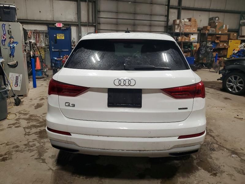 2020 Audi Q3 Premium