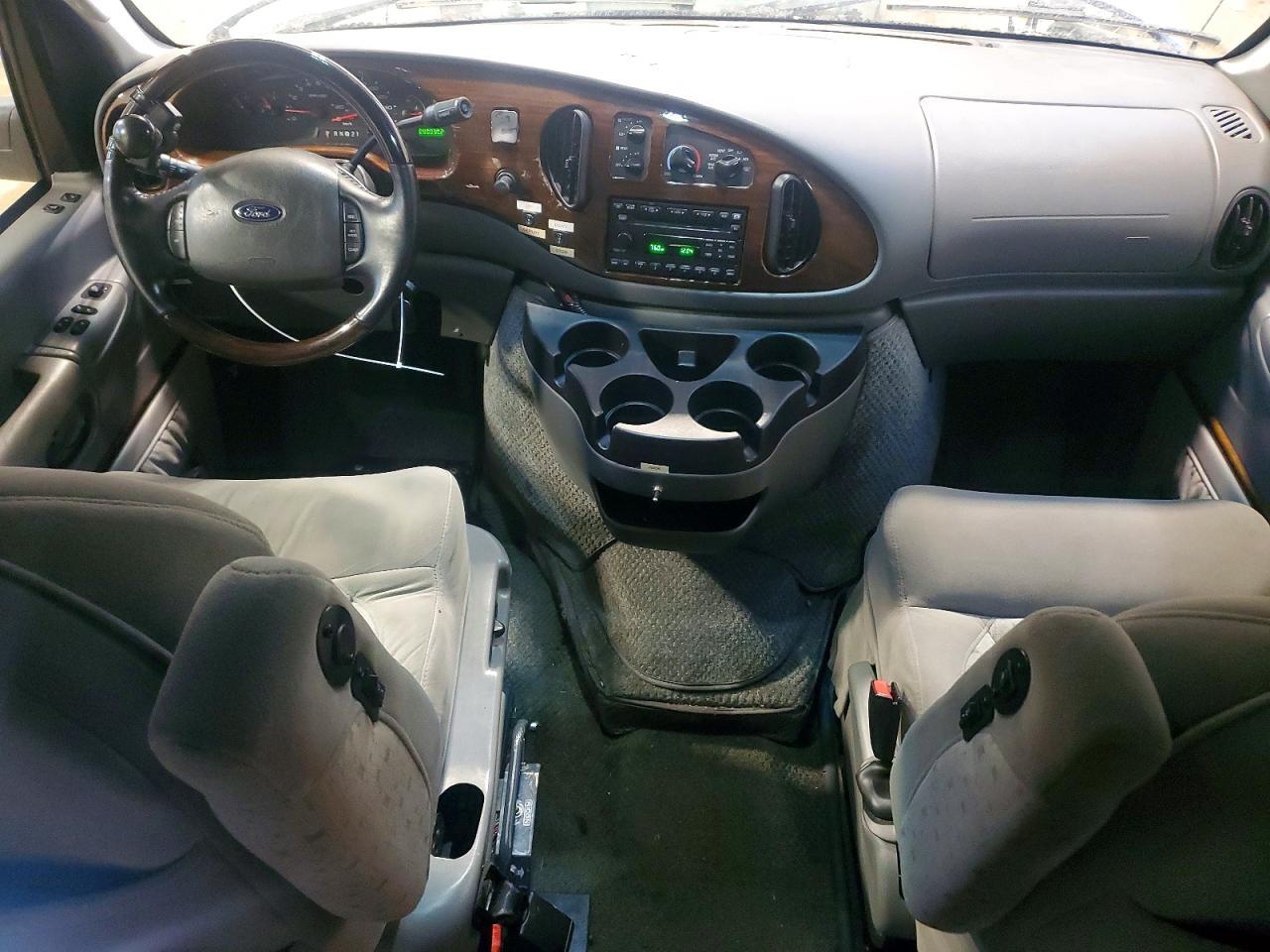 2006 Ford Econoline E250 Van