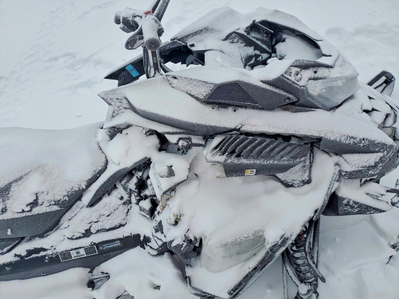 2025 Skidoo Expedition SE 900 T