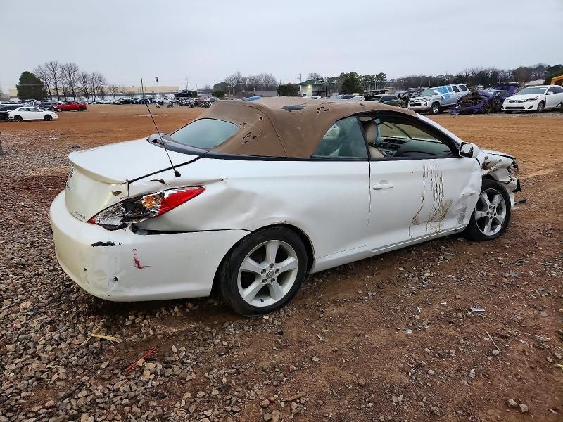 2005 Toyota Camry Solara se