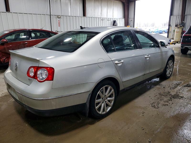 2010 Volkswagen Passat Komfort