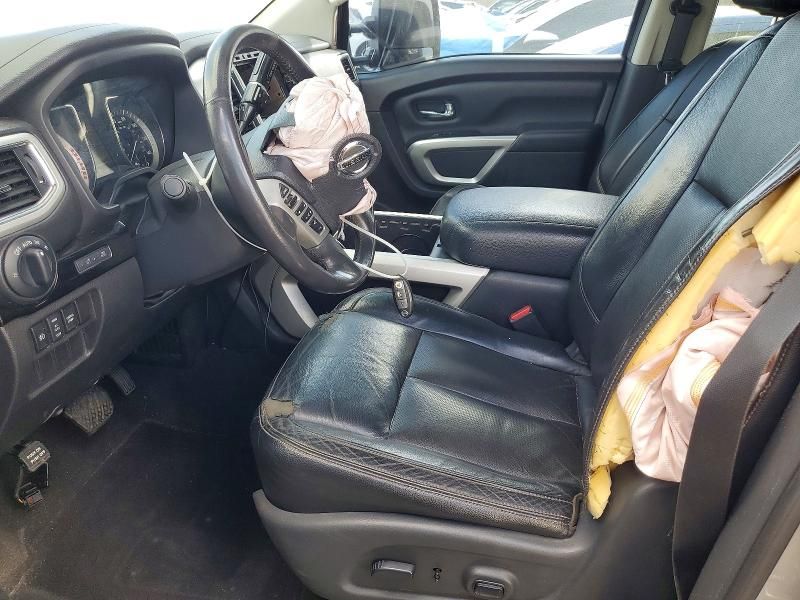 2017 Nissan Titan sv