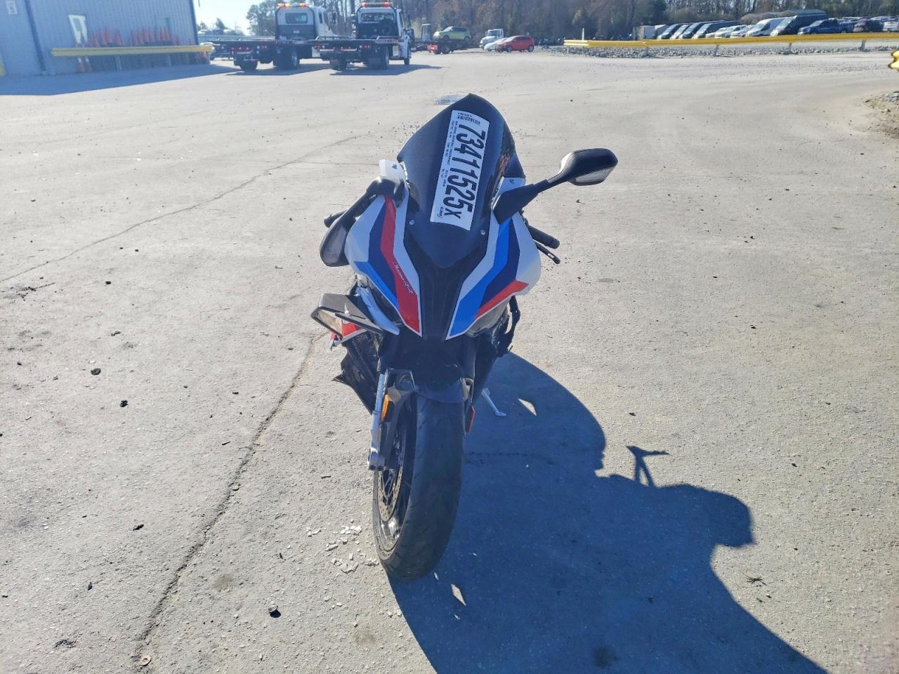 2021 BMW M 1000 R