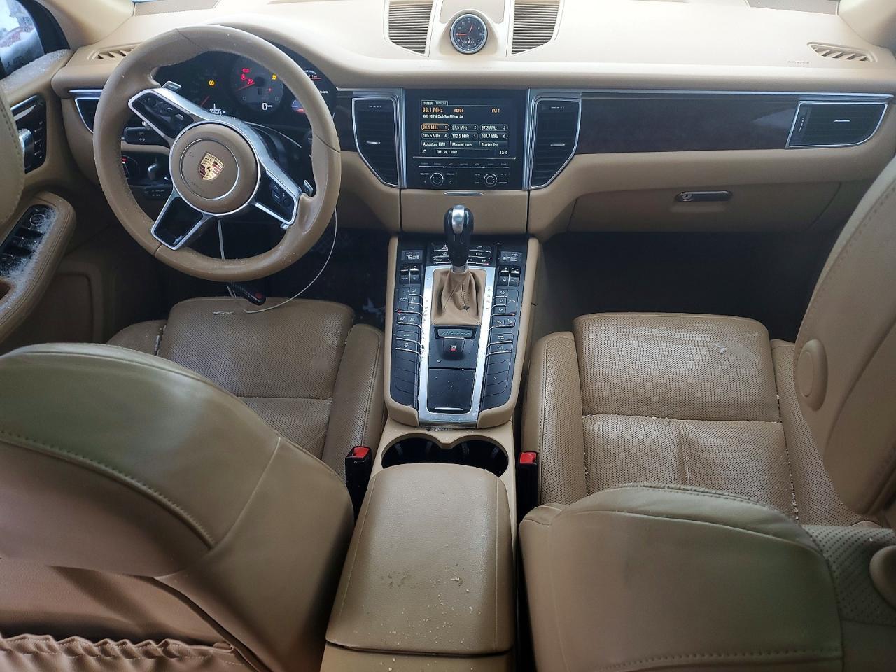 2016 Porsche Macan s