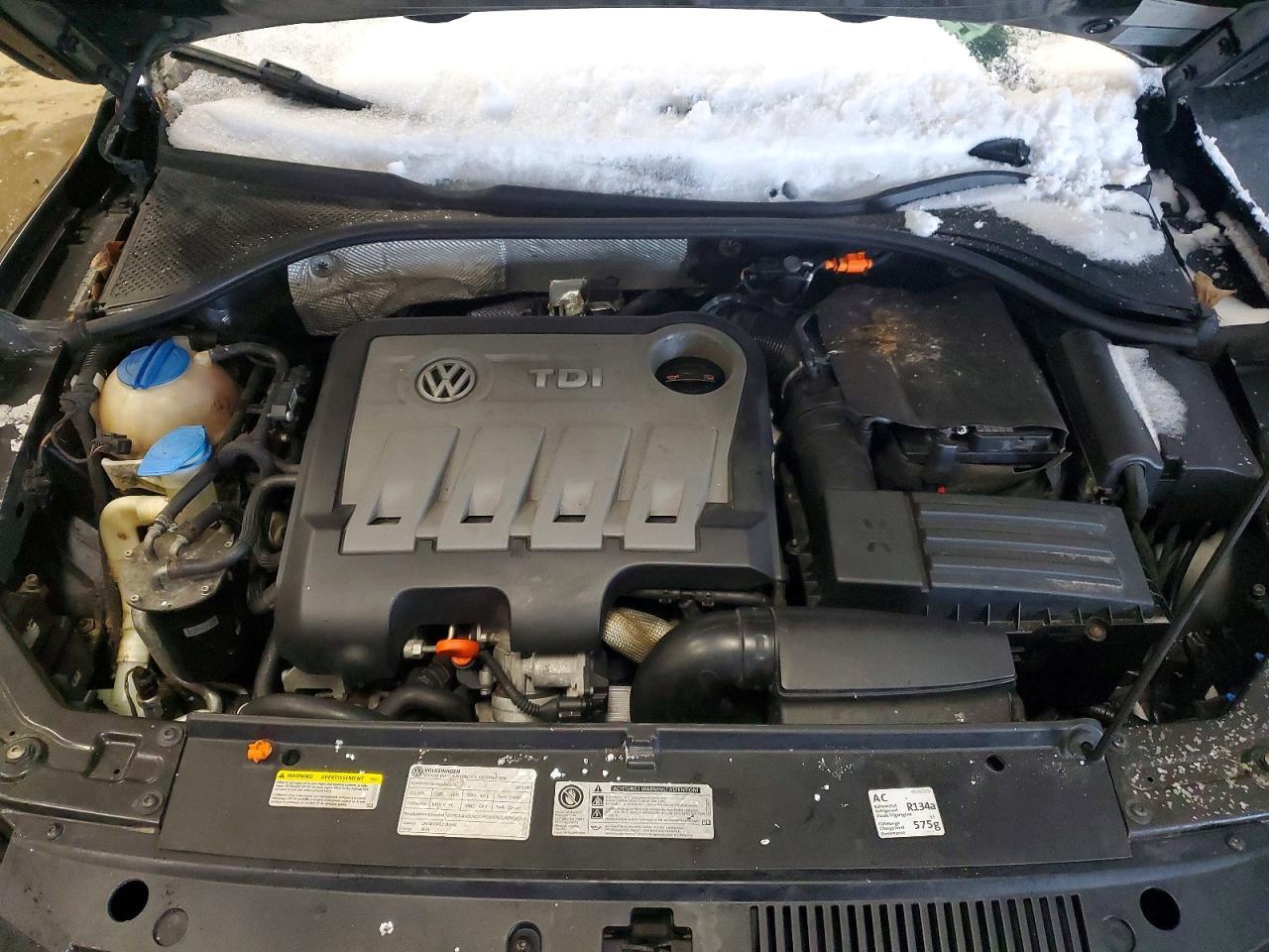 2013 Volkswagen Passat se