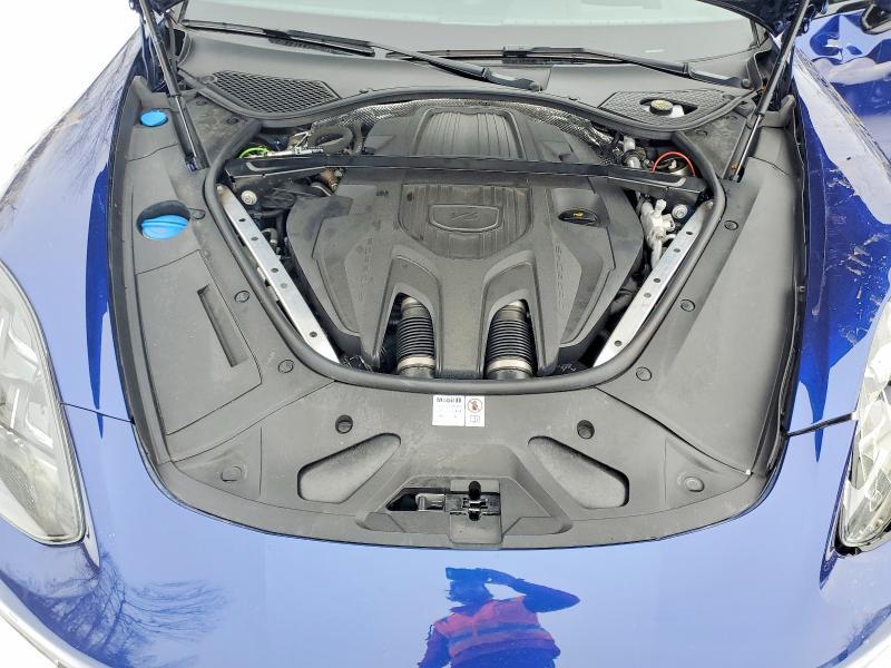 2023 Porsche Panamera 4 Platinum