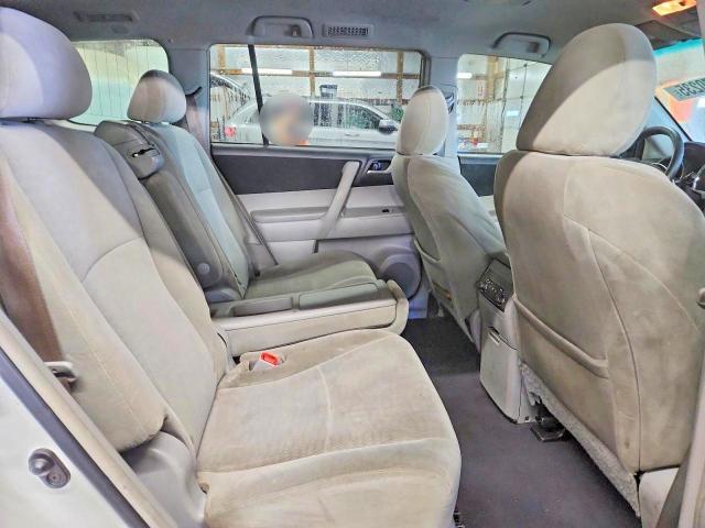 2012 Toyota Highlander Base