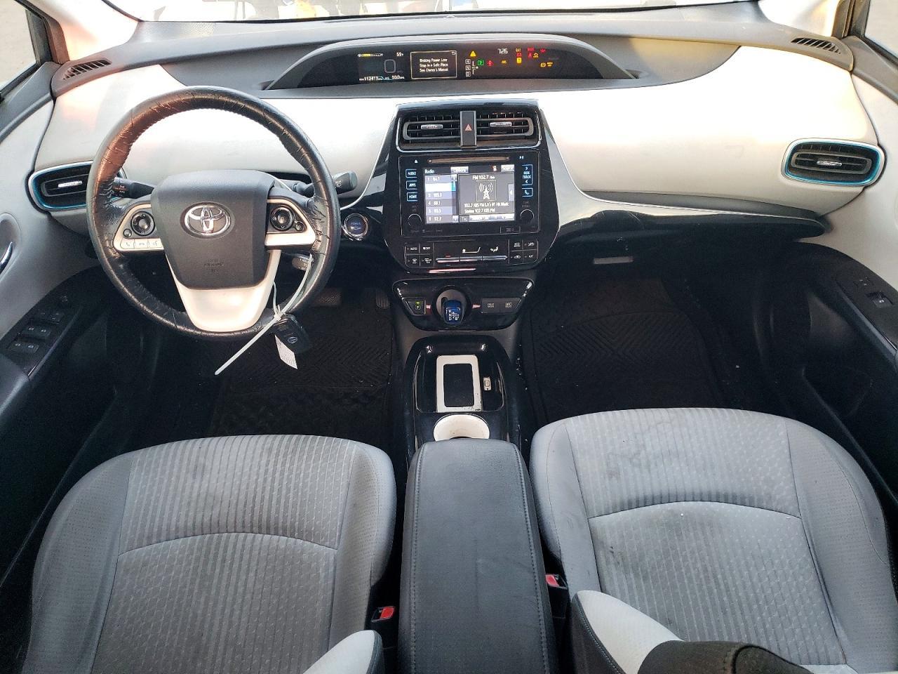 2016 Toyota Prius
