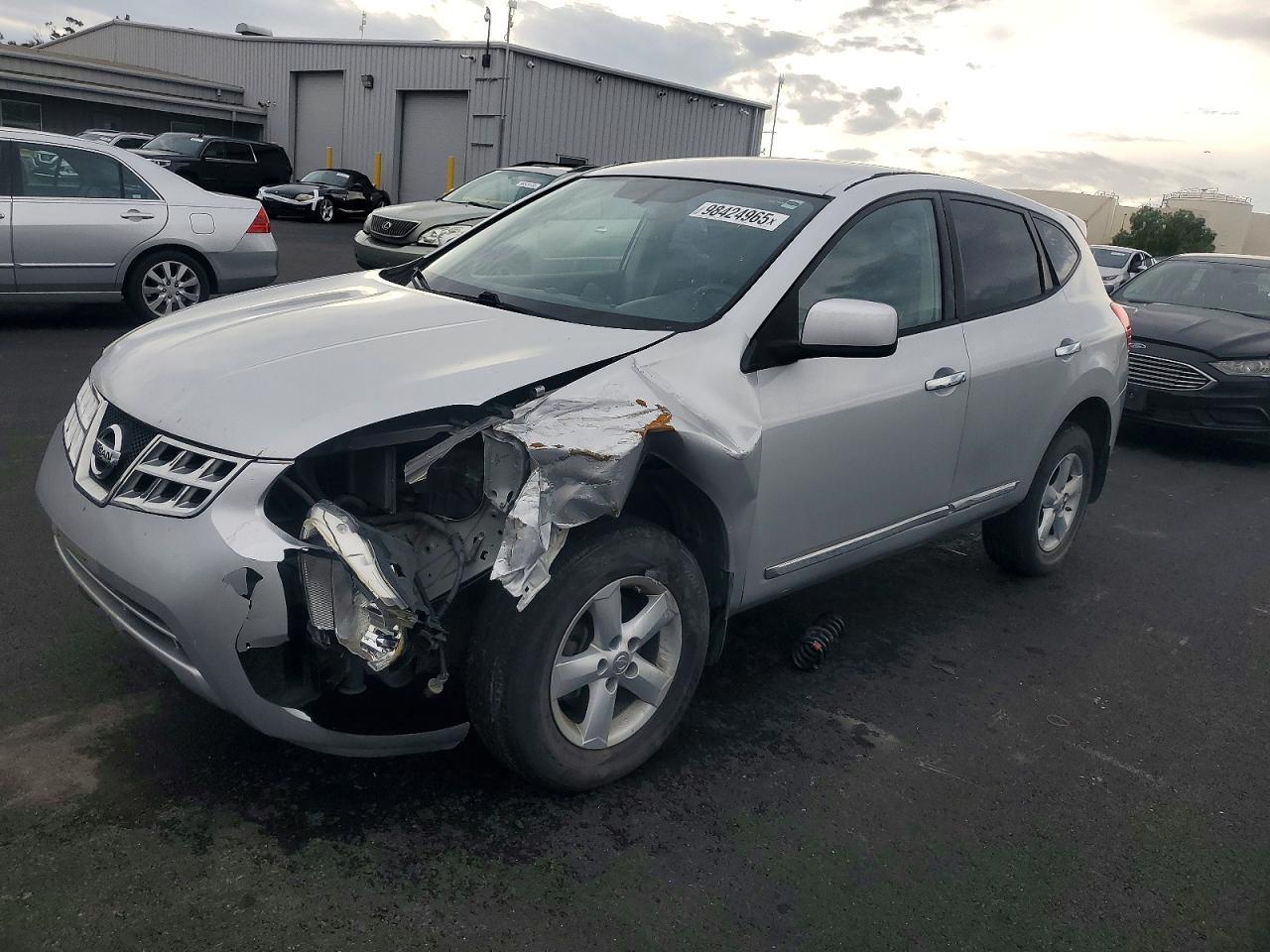 2012 Nissan Rogue s