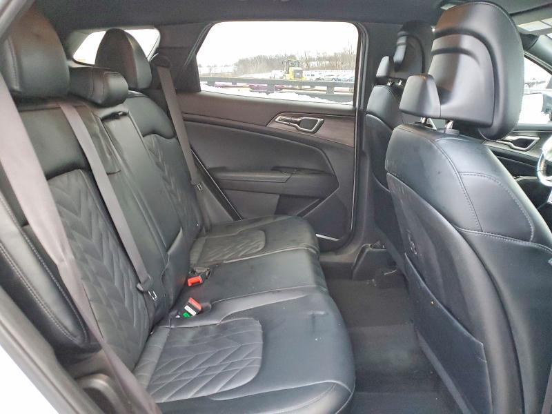 2023 KIA Sportage x Line